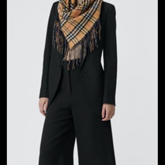 BURBERRY BANDANA  **SOLD** !!!! - Picture 3 of 9